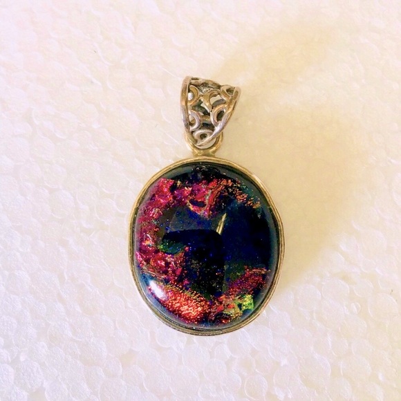 unknown Jewelry - dichroic glass necklace pendant silver setting